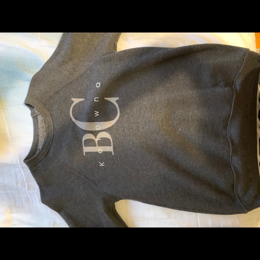 Kelowna British Colombia crew neck sweatshirt